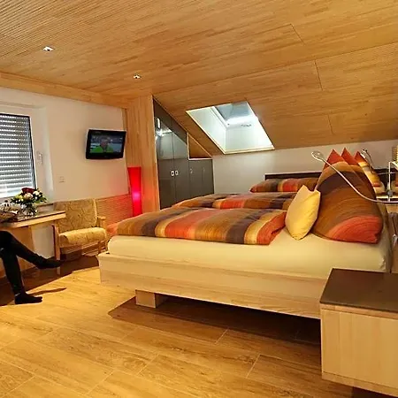 Hotel Garni Jaegerhof 3*