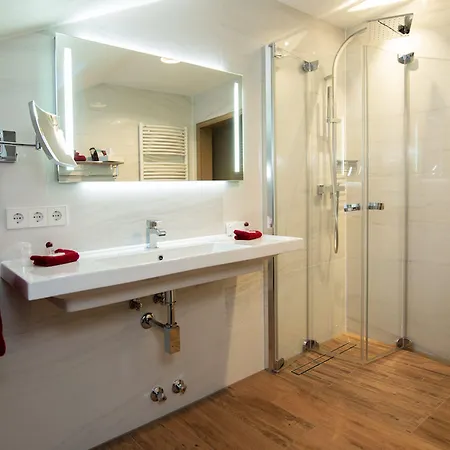 Garni Jaegerhof Hotel 3*